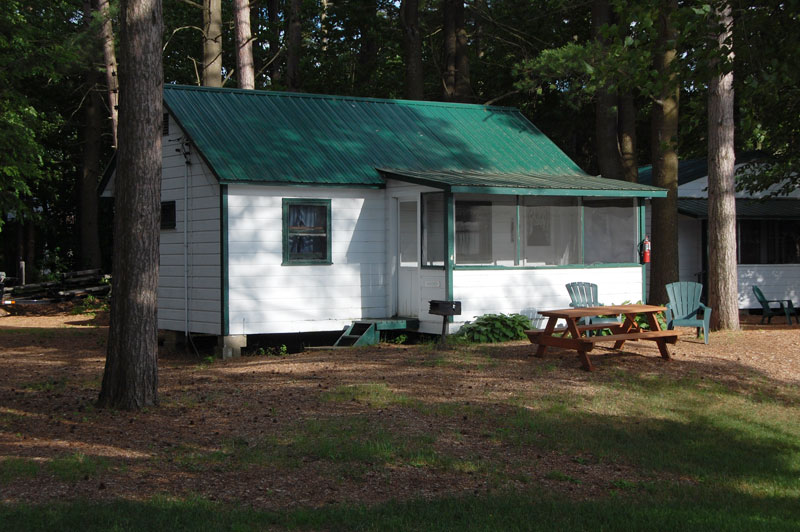 One Bedroom Cottages Elms Waterfront Cottages And Lodge